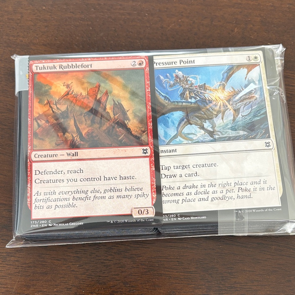Magic: The Gathering Cards - TukTuk Rubblefort & Pressure Point